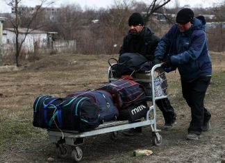 МО РФ: более 7,5 тыс. граждан Украины и иностранцев попросили эвакуировать их в Россию