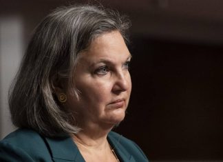 Нуланд считает, что число беженцев с Украины может увеличиться более чем в два раза