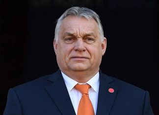 Орбан заявил о желании Венгрии оставаться в стороне от конфликта на Украине