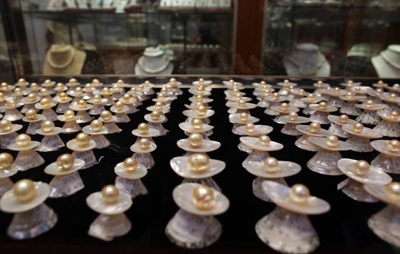 Пиво и жемчуг, бизнесмены и журналисты.
Что и кто под новыми санкциями Запада против РФ