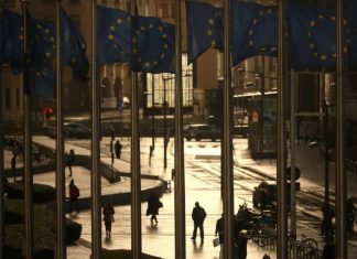 Послы Евросоюза утвердили четвертый пакет санкций против России