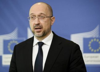 Премьер-министр Украины сообщил, что страна обеспечена продуктами на ближайшие месяцы