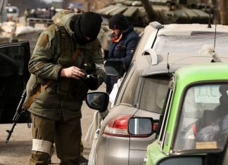 РФ откроет гуманитарные коридоры из Мариуполя в восточном и западном направлениях 21 марта