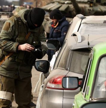 РФ откроет гуманитарные коридоры из Мариуполя в восточном и западном направлениях 21 марта