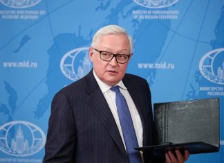 Рябков заявил, что конвои с вооружением для Украины могут стать целями для ВС РФ