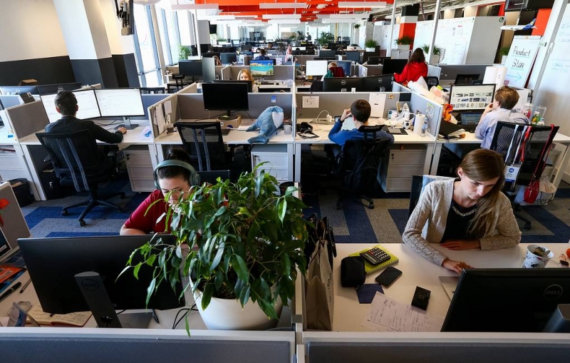 Роскомнадзор запретил российским СМИ демонстрировать логотип Meta, Facebook и Instagram

