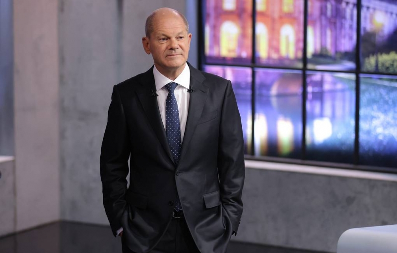 Шольц заявил, что ФРГ может быстро отказаться от поставок российских угля и нефти

