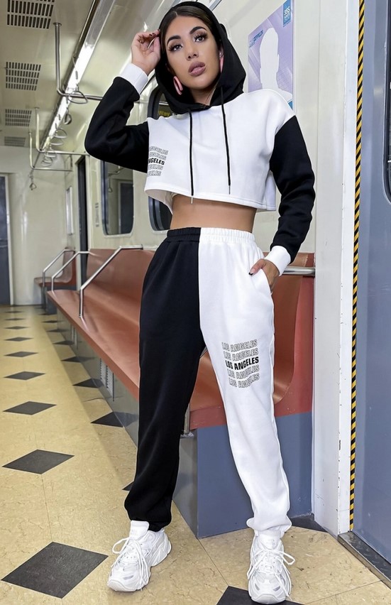 Женские спортивные костюмы: стильно и удобно