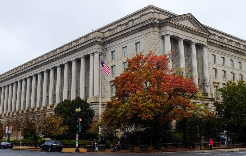 США вводят экспортные ограничения против более чем 90 связанных с РФ организаций и лиц