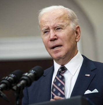 США вводят запрет на весь импорт российских нефти и газа