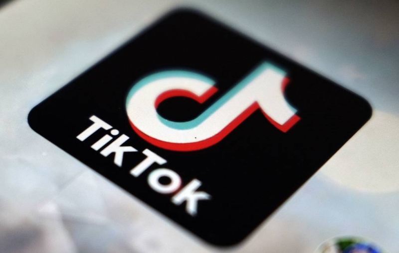 TikTok приостанавливает прямые эфиры и публикацию контента в России из-за закона о фейках