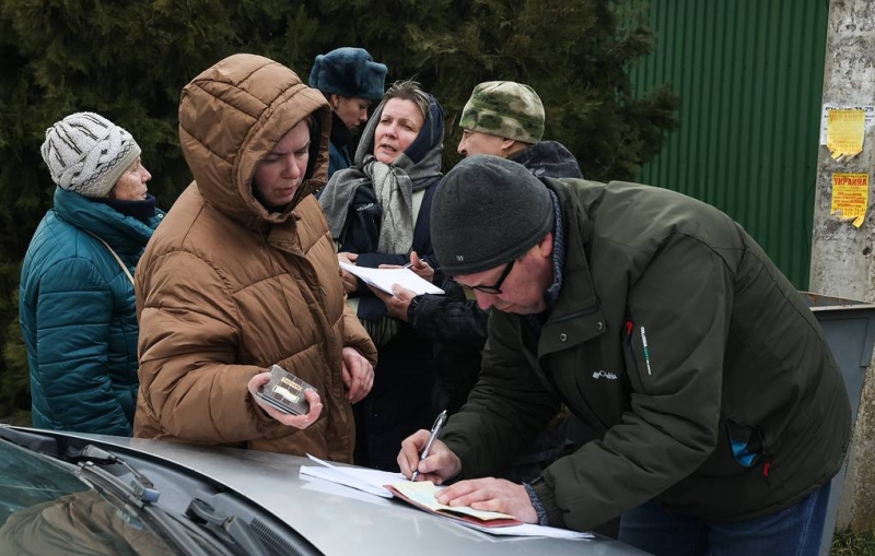 В ДНР сообщили, что эвакуировали из Мариуполя более 300 человек