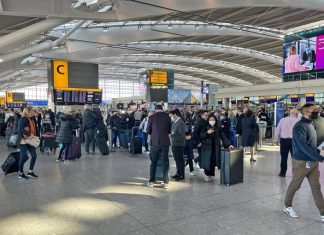 В РФ прорабатывают организацию рейсов из стран, где находится больше всего россиян