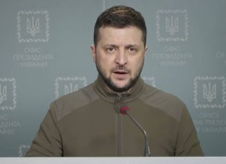 Зеленский попросил Евросоюз не медлить с принятием Украины