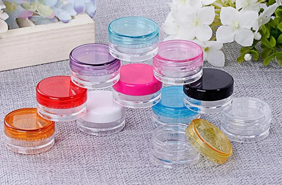 Особенности выбора банки для крема