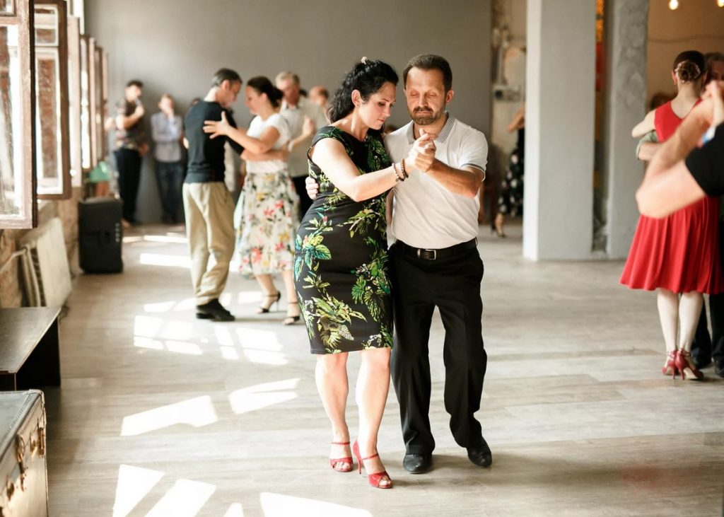 Как начать заниматься взрослому танцами