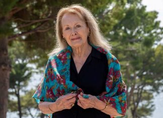 Нобелевскую премию по литературе получила французская писательница Анни Эрно