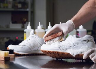 Как проходит химчистка обуви