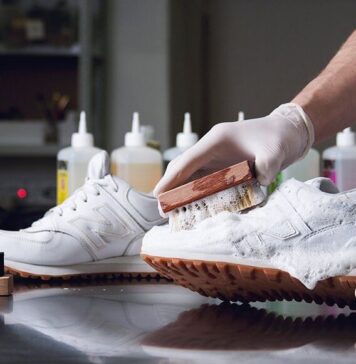 Как проходит химчистка обуви