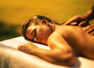 Чем отличается тантрический массаж