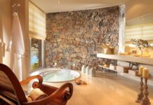 Природный камень в интерьере