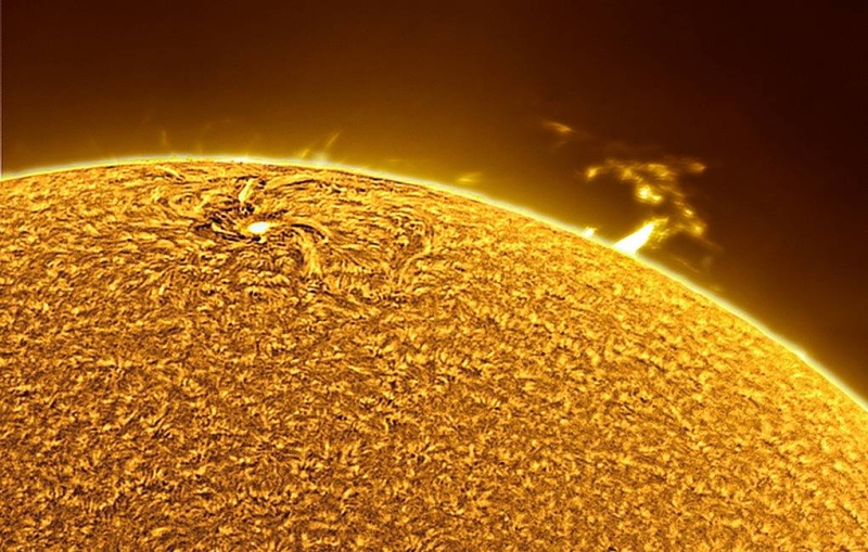 Сильная магнитная буря продолжается на Земле третий день

