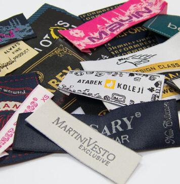 Удобство и преимущества жаккардовых этикеток