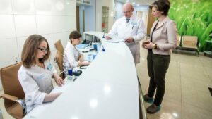 Обзор преимуществ платных медицинских клиник на примере клиники МЕДИКПРО