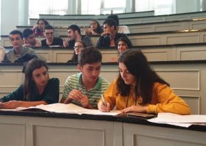 Как поступить в вуз Чехии из Азербайджана