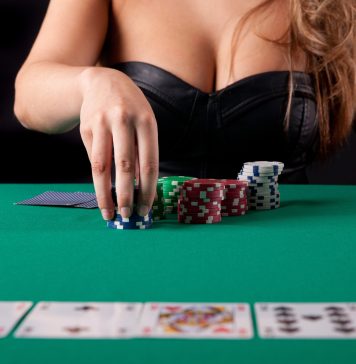 Что значит бесплатная карта в покере?