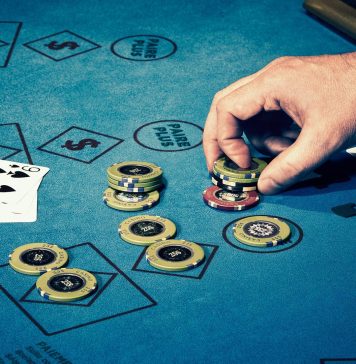 Разновидности лейаутов для покера