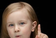 Проколоть уши ребенку: Все, что нужно знать о процедуре