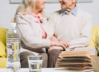 Избавление от одиночества: Как пансионаты для пожилых людей содействуют общению и социализации