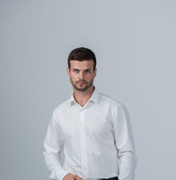 Мужские рубашки: Как выбрать идеальную модель