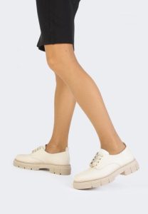 Оригинальные женские туфли: искусство выражения своей индивидуальности