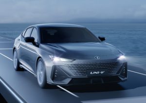 Преимущества CHANGAN UNI-V: Почему нужно выбрать этот автомобиль