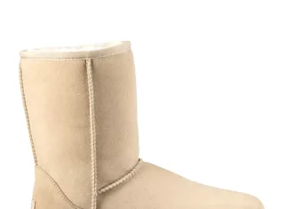 Угги: что это за обувь и почему она популярна?