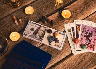 Как тарологи помогают решить сложные жизненные ситуации