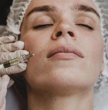 Биоревитализация кожи лица: восстановление молодости и сияния