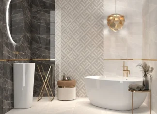 Глянцевая плитка в интерьере: все «за» и «против»