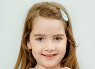 Детский бруксизм: Почему ребенок скрипит зубами и что делать?