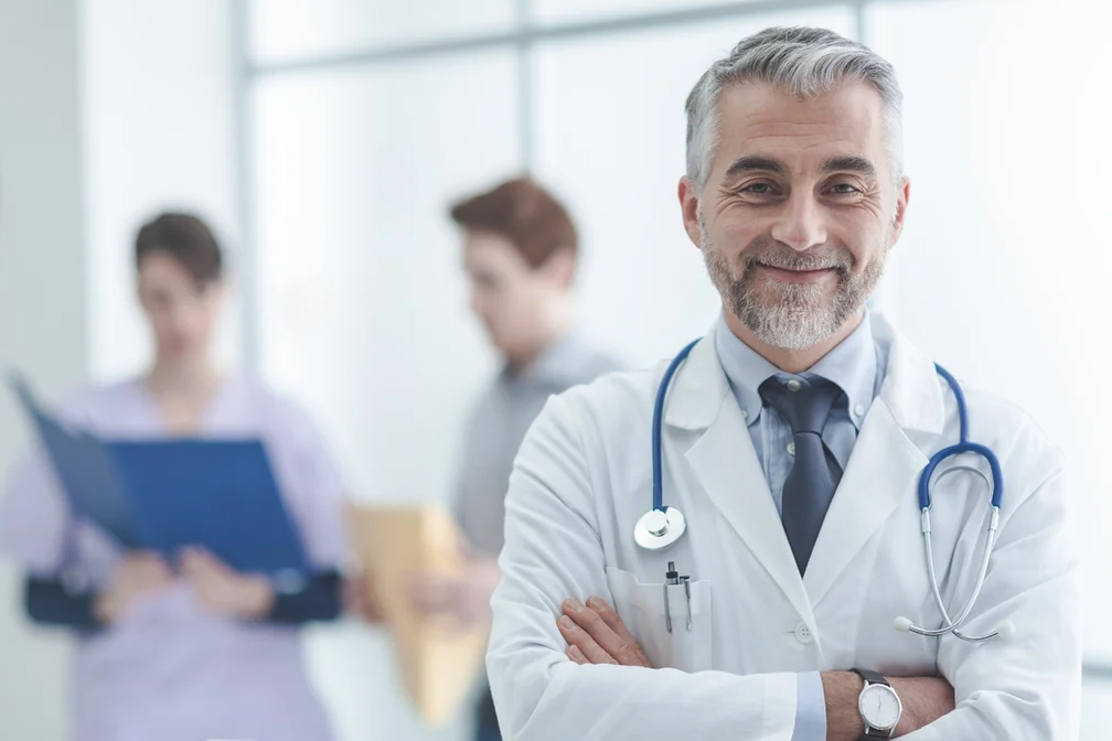 Вывод из запоя на дому: Как безопасно и эффективно прервать алкогольный кошмар и начать путь к выздоровлению