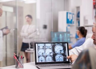 МРТ головного мозку: Що потрібно знати