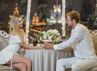 Ужин на крыше: магия романтического вечера