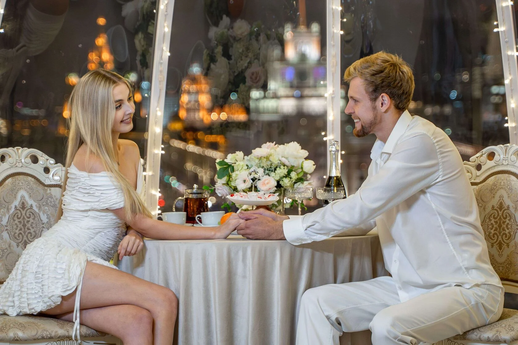 Ужин на крыше: магия романтического вечера