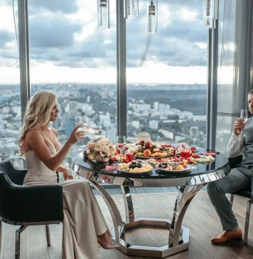 Свидание в Москва Сити: романтика среди небоскребов