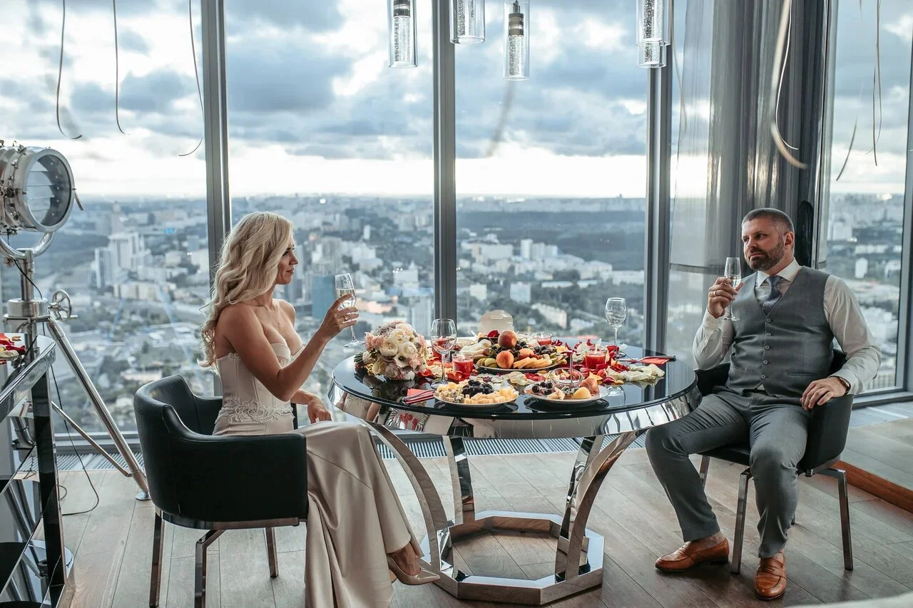 Свидание в Москва Сити: романтика среди небоскребов