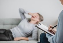 Лечение Депрессии в Сочи: Комплексный Подход и Индивидуализация