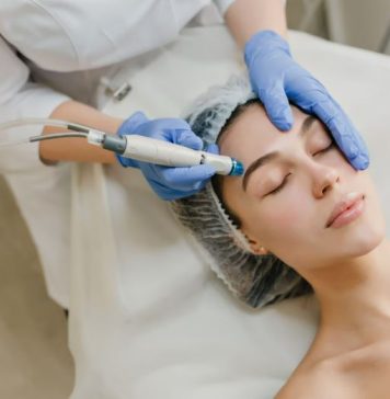 Ультразвуковая чистка лица: что это и как она работает