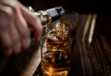 Вывод из запоя на дому: бережная помощь и профессиональное решение